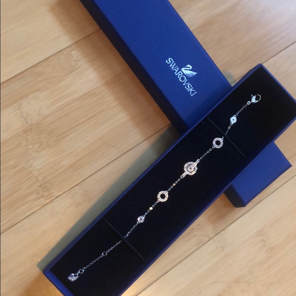 Swarovski Bracelet - Picture 2 of 2